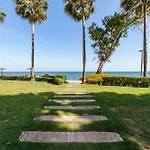 Seafront Bahia De La Plata Апартаменты Эстепона